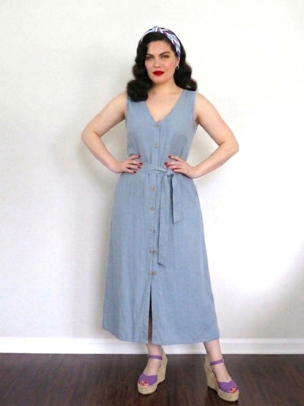 90's Style Blue Sleeveless V-Neckline Button Front Summer Maxi Dress